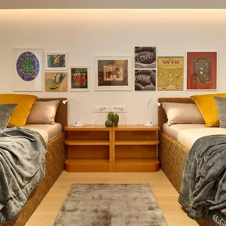 New Luxury Familija - Pool, Seafront, Ideal For 8 Persons Villa Splitska