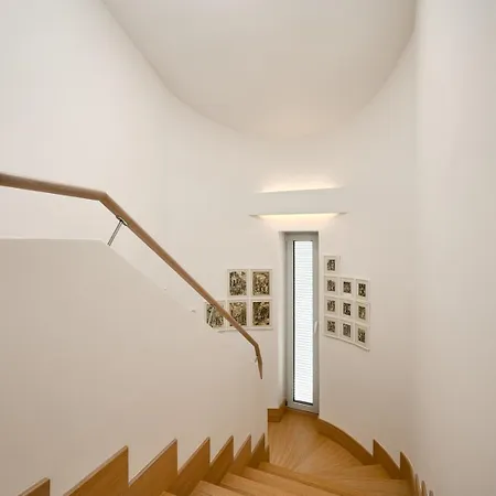 Villa New Luxury Familija - Pool, Seafront, Ideal For 8 Persons Splitska