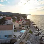 别墅 Luxury Seafront Villa Familija Splitska With Pool On Brac *