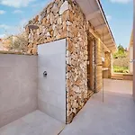 Luxury Seafront Villa Familija Splitska With Pool On Brac 别墅 斯普利特卡